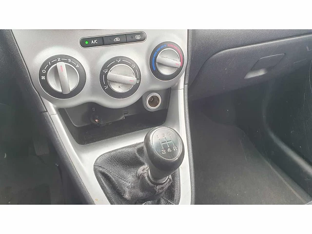 Hyundai i10 1.1 i-catcher, 10-gvf-6 - afbeelding 9 van  11