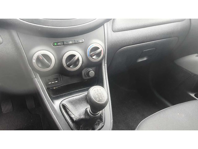 Hyundai i10 1.1 i-drive cool, 67-shd-5 - afbeelding 12 van  12