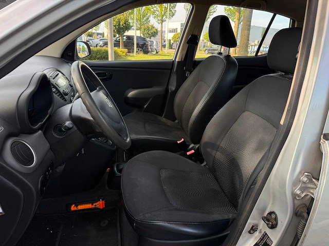 Hyundai i10 1.1 pure, 50-rvj-4 - afbeelding 8 van  12