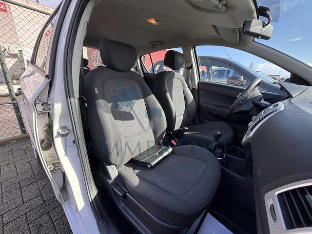 Hyundai i20 1 2i comfort 'fleet me up', 2012 - afbeelding 16 van  38