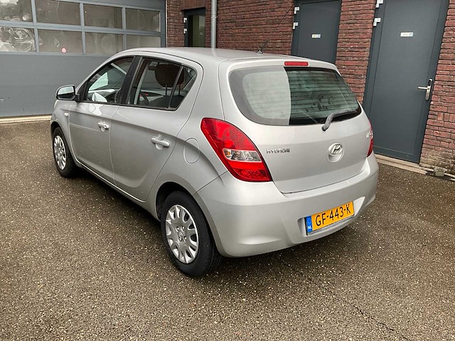 Hyundai i20 1.2i activeversion - personenauto - afbeelding 2 van  12