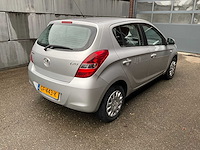 Hyundai i20 1.2i activeversion - personenauto - afbeelding 4 van  12