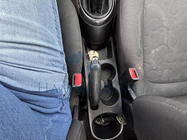 Hyundai i20 1.2i comfort, 2011 - afbeelding 10 van  32