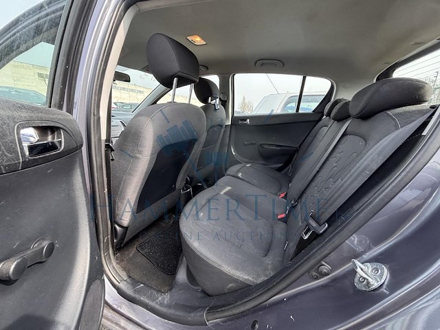 Hyundai i20 1.2i comfort, 2011 - afbeelding 11 van  32