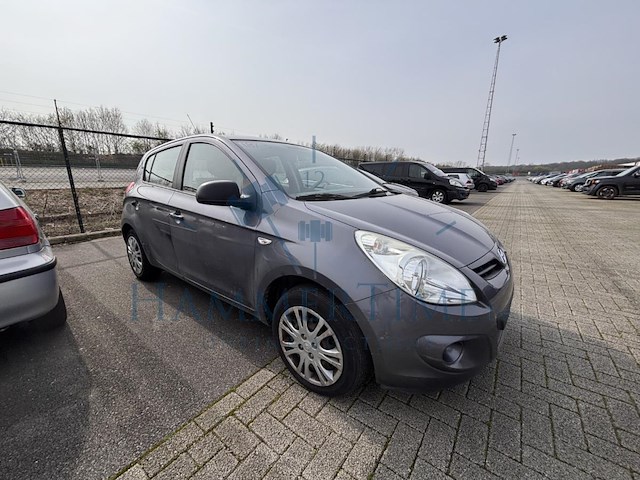 Hyundai i20 1.2i comfort, 2011 - afbeelding 23 van  32