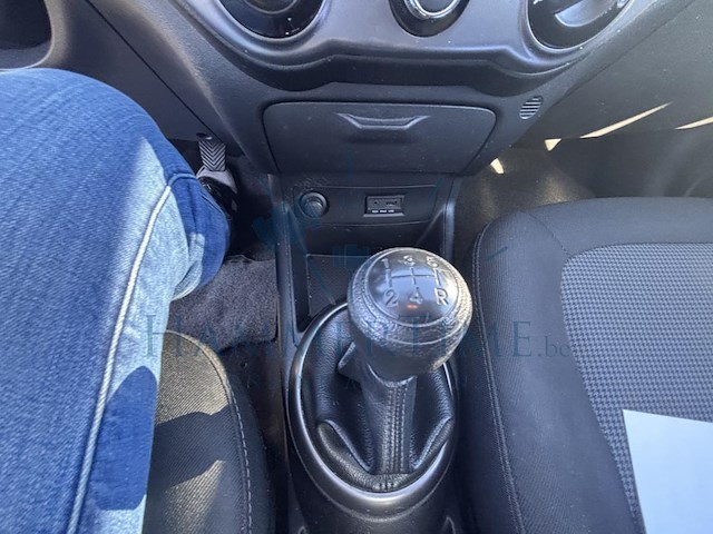 Hyundai i20 1.2i comfort, 2013 - afbeelding 9 van  31