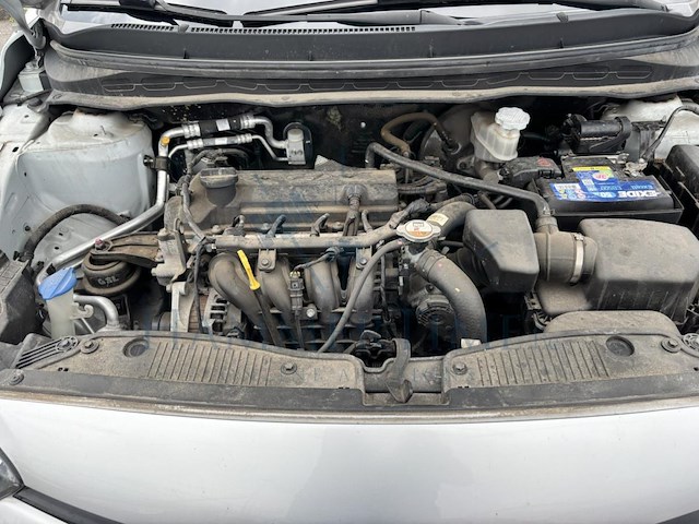 Hyundai i20 1.2i comfort, 2014 - afbeelding 18 van  29