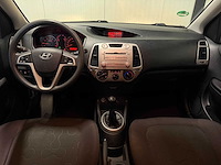 Hyundai i20 1.2i dynamic 2009 | 23-jtb-3 - afbeelding 5 van  8