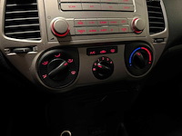 Hyundai i20 1.2i dynamic 2009 | 23-jtb-3 - afbeelding 7 van  8