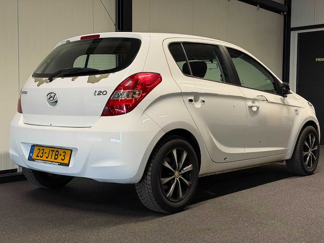 Hyundai i20 1.2i dynamic 2009 | 23-jtb-3 - afbeelding 6 van  8