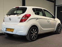 Hyundai i20 1.2i dynamic 2009 | 23-jtb-3 - afbeelding 6 van  8
