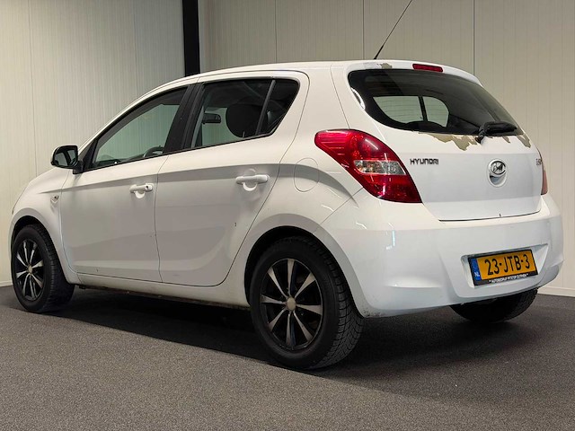 Hyundai i20 1.2i dynamic 2009 | 23-jtb-3 - afbeelding 22 van  24