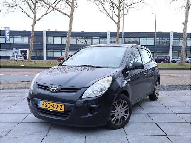 Hyundai i20 1.2i dynamic 2009, hsg-49-z - afbeelding 1 van  32
