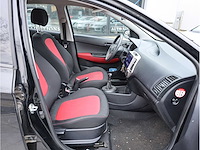 Hyundai i20 1.2i dynamic 2009, hsg-49-z - afbeelding 13 van  32