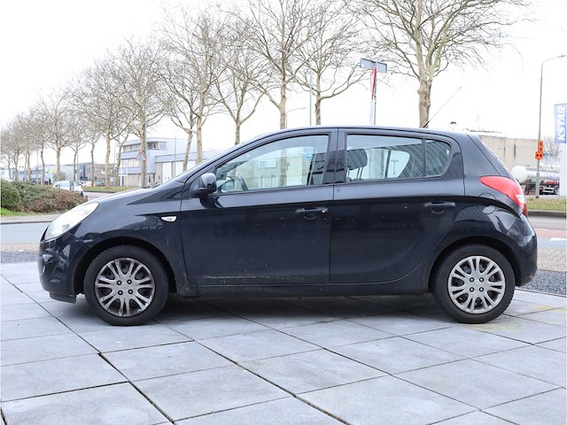 Hyundai i20 1.2i dynamic 2009, hsg-49-z - afbeelding 12 van  32