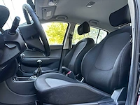 Hyundai i20 1.2i i-deal 86pk 2013 (origineel-nl), 9-sks-95 - afbeelding 18 van  43