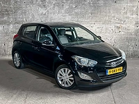 Hyundai i20 1.2i i-deal 86pk 2013 (origineel-nl), 9-sks-95 - afbeelding 28 van  43