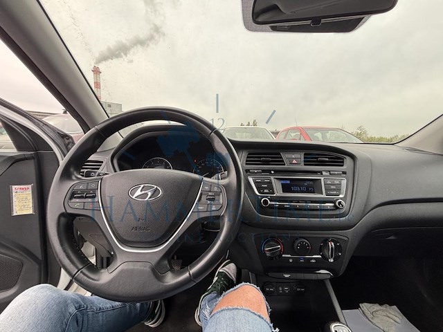 Hyundai i20 1.2i intro edition, 2016 - afbeelding 6 van  33