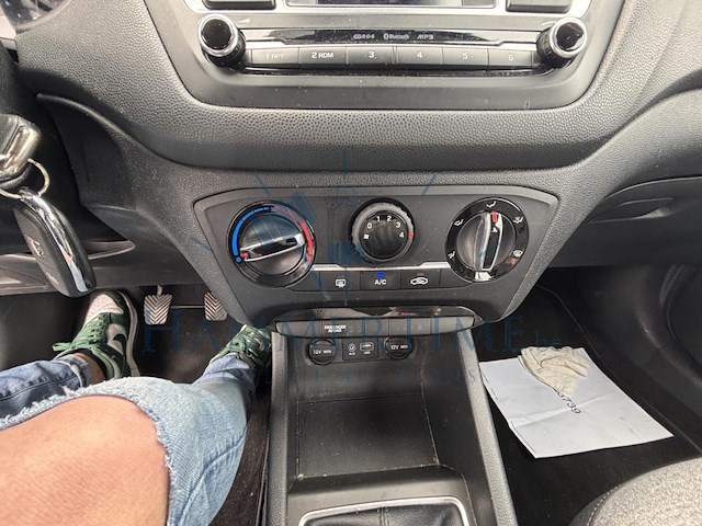 Hyundai i20 1.2i intro edition, 2016 - afbeelding 8 van  33