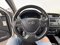 Hyundai i20 1.2i intro edition, 2016 - afbeelding 11 van  33