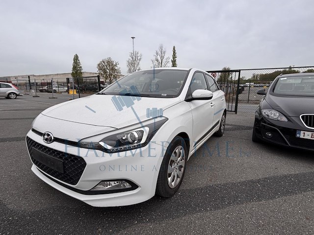 Hyundai i20 1.2i intro edition, 2016 - afbeelding 1 van  33