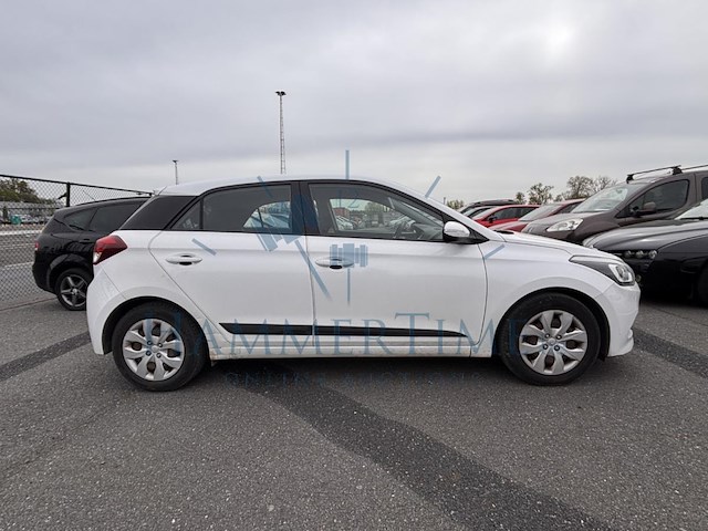 Hyundai i20 1.2i intro edition, 2016 - afbeelding 28 van  33