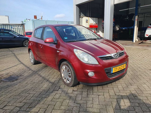 Hyundai i20 1.4i dynamicversion, 17-jkz-8 - afbeelding 3 van  7