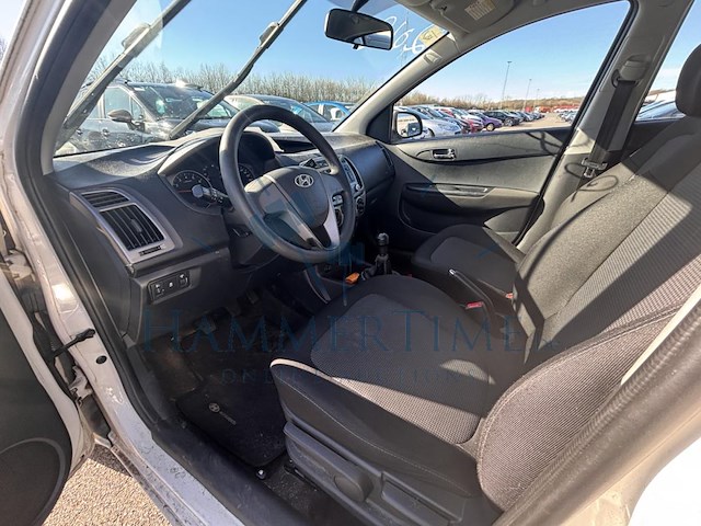 Hyundai i20 1.4i lounge, 2013 - afbeelding 3 van  31
