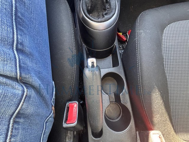 Hyundai i20 1.4i lounge, 2013 - afbeelding 10 van  31