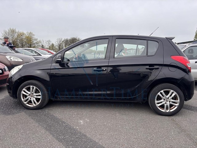 Hyundai i20 1.4i lounge my2011, 2011 - afbeelding 26 van  27