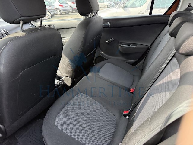 Hyundai i20 gl plus, 2014 - afbeelding 10 van  29