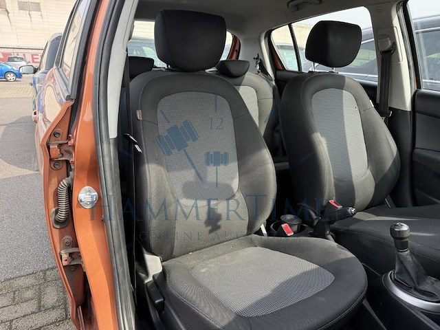 Hyundai i20 gl plus, 2014 - afbeelding 15 van  29