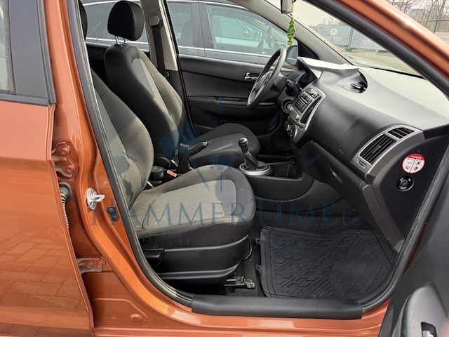 Hyundai i20 gl plus, 2014 - afbeelding 16 van  29