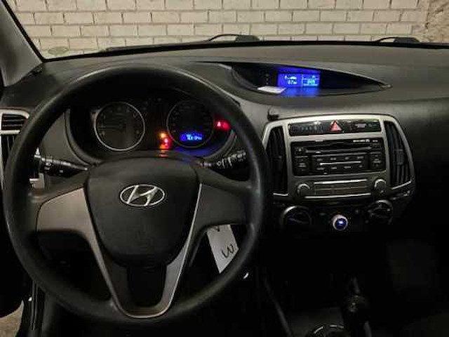 Hyundai i20 star edition 163134km bouwjaar 2012 - afbeelding 4 van  16