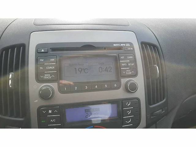 Hyundai i30 1.4i blue dynamic *, 55-ldn-9 - afbeelding 2 van  14