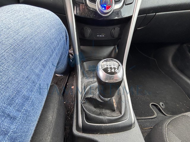 Hyundai i30 1.4i comfort,2014 - afbeelding 9 van  36