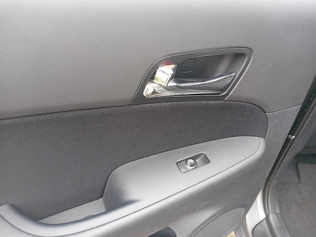 Hyundai i30 1.6 crdi dynamic business, 85-zn-hz - afbeelding 16 van  28