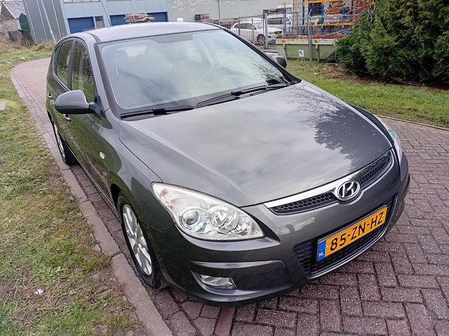 Hyundai i30 1.6 crdi dynamic business, 85-zn-hz - afbeelding 22 van  28