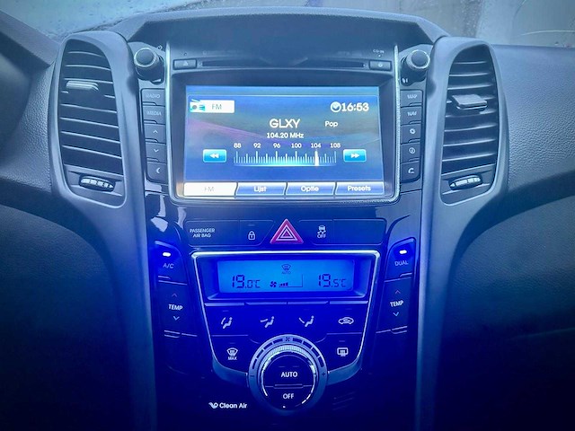 Hyundai i30 1.6 gdi go! 2016; kf-635-n - afbeelding 4 van  15