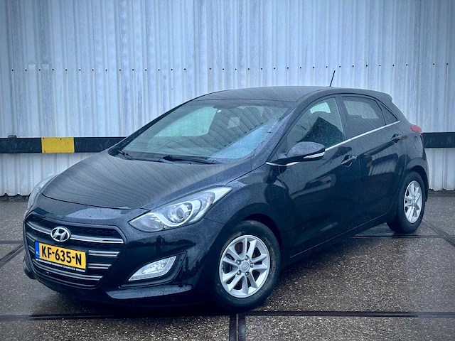 Hyundai i30 1.6 gdi go! 2016; kf-635-n - afbeelding 1 van  15