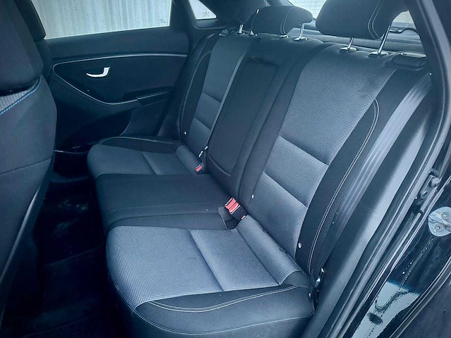 Hyundai i30 1.6 gdi go! 2016; kf-635-n - afbeelding 15 van  15