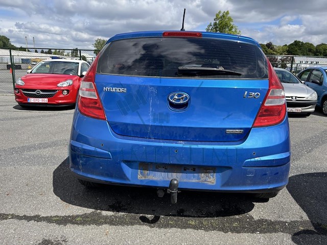Hyundai i30 2.0 crdi executive,2009 - afbeelding 31 van  34