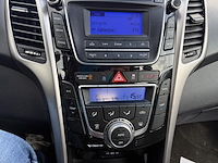 Hyundai i30 comfort 100 isg, 2016 - afbeelding 4 van  27