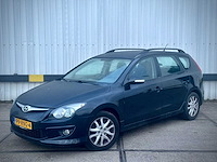 Hyundai i30 cw 1.6i active; 99-rng-4 - afbeelding 1 van  15