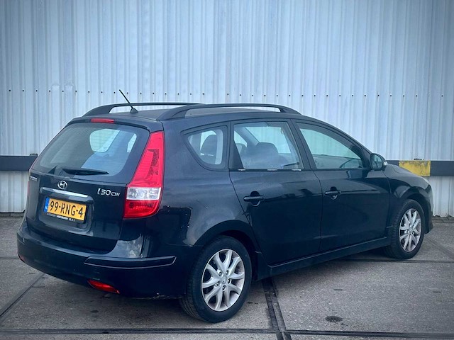 Hyundai i30 cw 1.6i active; 99-rng-4 - afbeelding 8 van  15