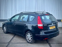 Hyundai i30 cw 1.6i active; 99-rng-4 - afbeelding 10 van  15