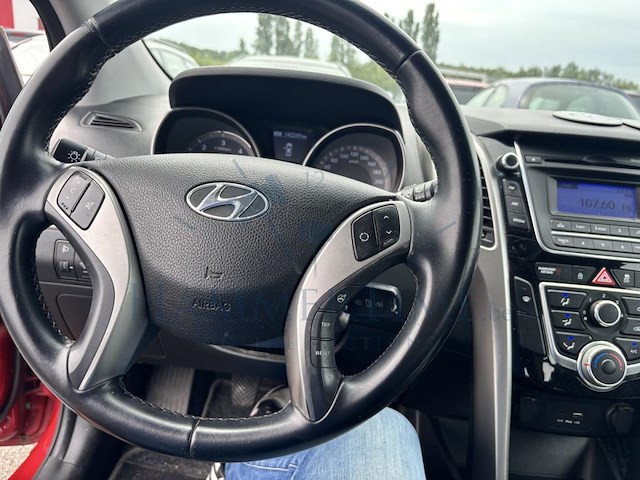 Hyundai i30 wagon pure crdi 110 isg, 2016 - afbeelding 6 van  34