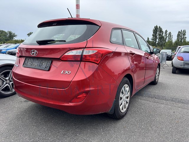 Hyundai i30 wagon pure crdi 110 isg, 2016 - afbeelding 30 van  34