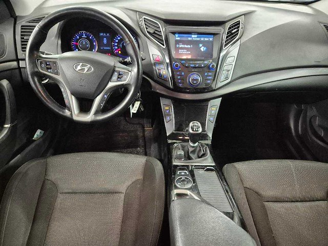 Hyundai i40 wagon 1.7 crdi comfort business; s-976-sz - afbeelding 16 van  17