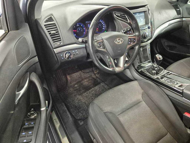 Hyundai i40 wagon 1.7 crdi comfort business* s-976-sz - afbeelding 18 van  18